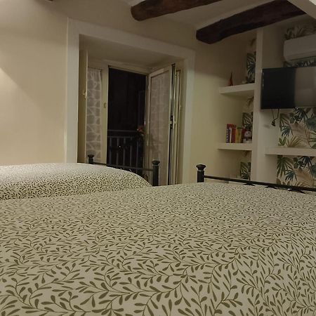 La Conchiglia Napoli Appartement Buitenkant foto