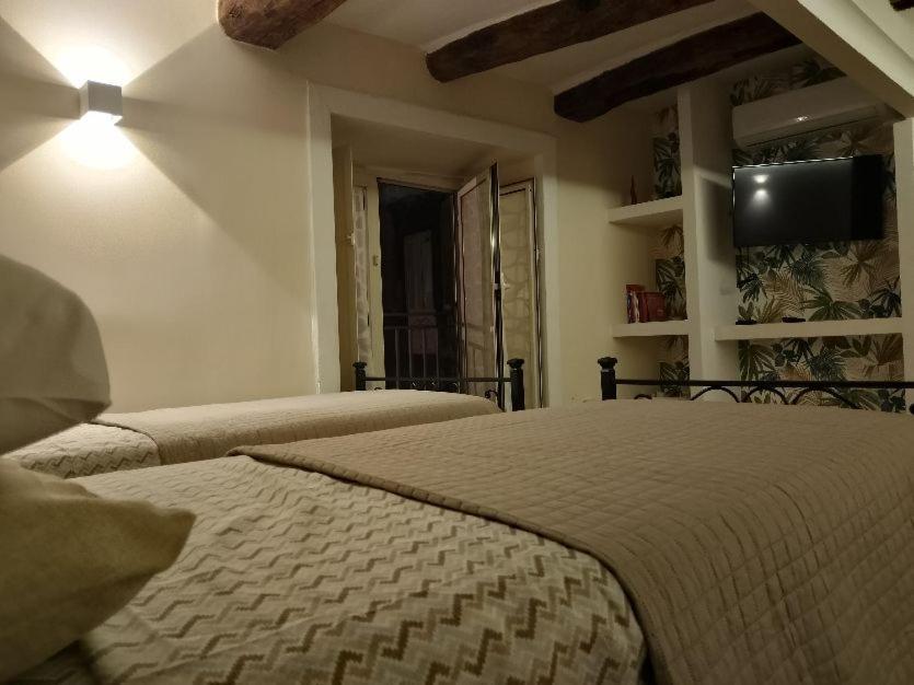 La Conchiglia Napoli Appartement Buitenkant foto