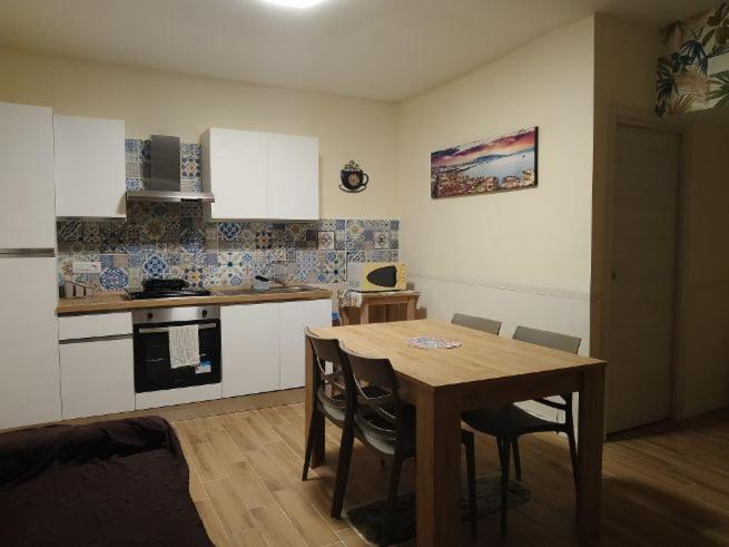 La Conchiglia Napoli Appartement Buitenkant foto