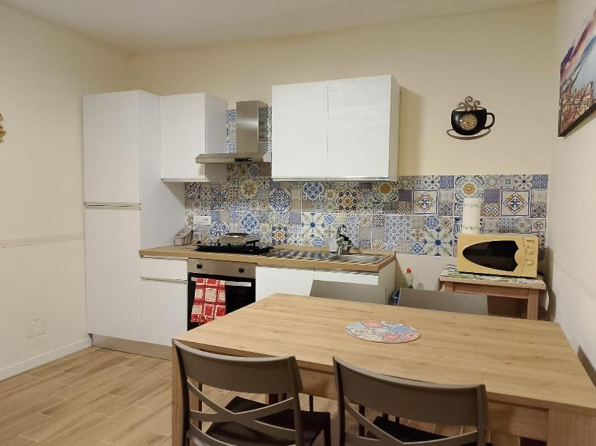 La Conchiglia Napoli Appartement Buitenkant foto